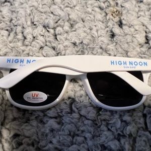 White High Noon Sunglasses